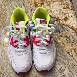 Nike Kids White and Pink Sneakers with Neon Accents vintage new
